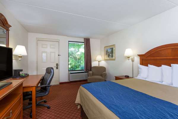  - Days Inn North Winston-Salem