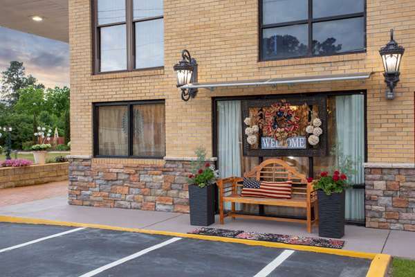 Exterior view - Days Inn Lake City