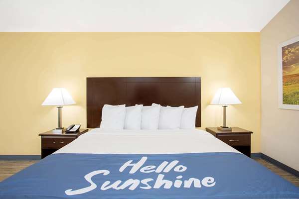  - Days Inn Lake City