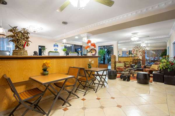  - Days Inn Lake City