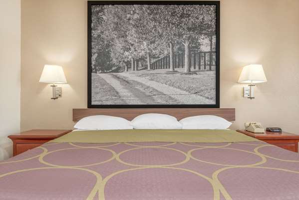  - Super 8 Hotel Vincennes