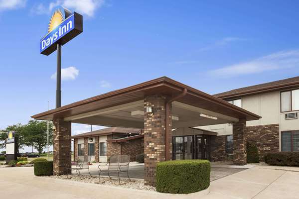 Exterior view - Days Inn Oglesby - I-39, Exit 54