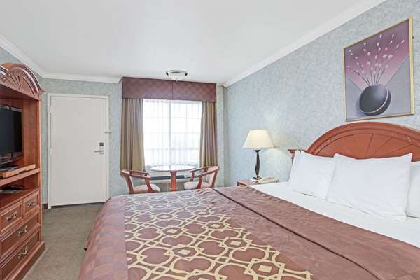  - Days Inn Airport Lawndale