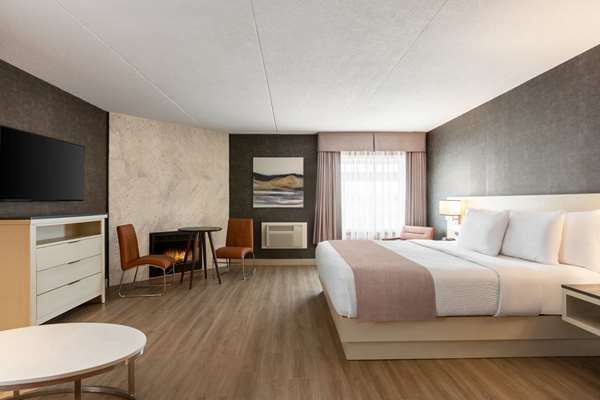  - Days Inn West Mississauga