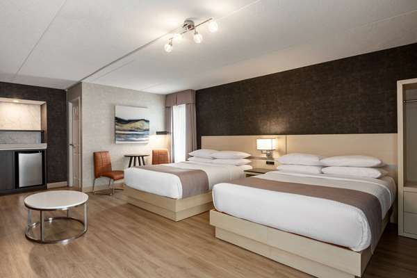  - Days Inn West Mississauga