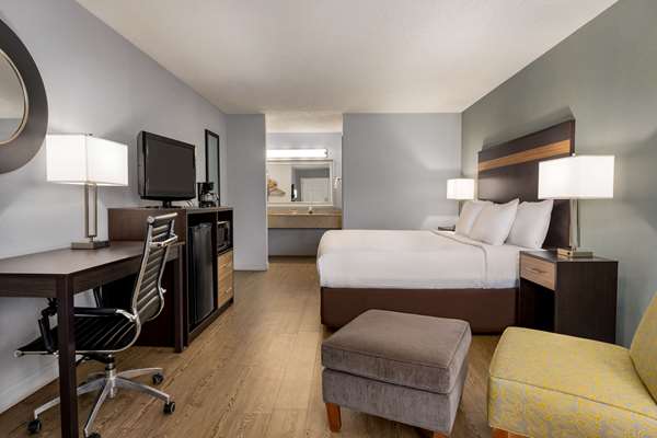  - Days Inn Anderson - I-85, Exit 19A