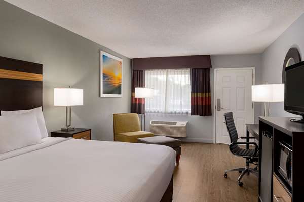  - Days Inn Anderson - I-85, Exit 19A