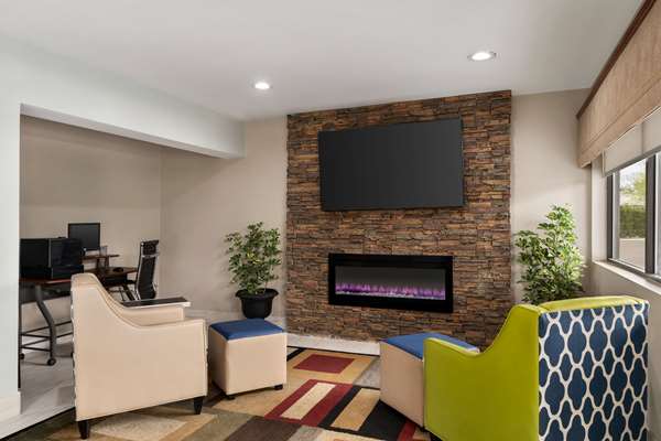  - Days Inn Anderson - I-85, Exit 19A