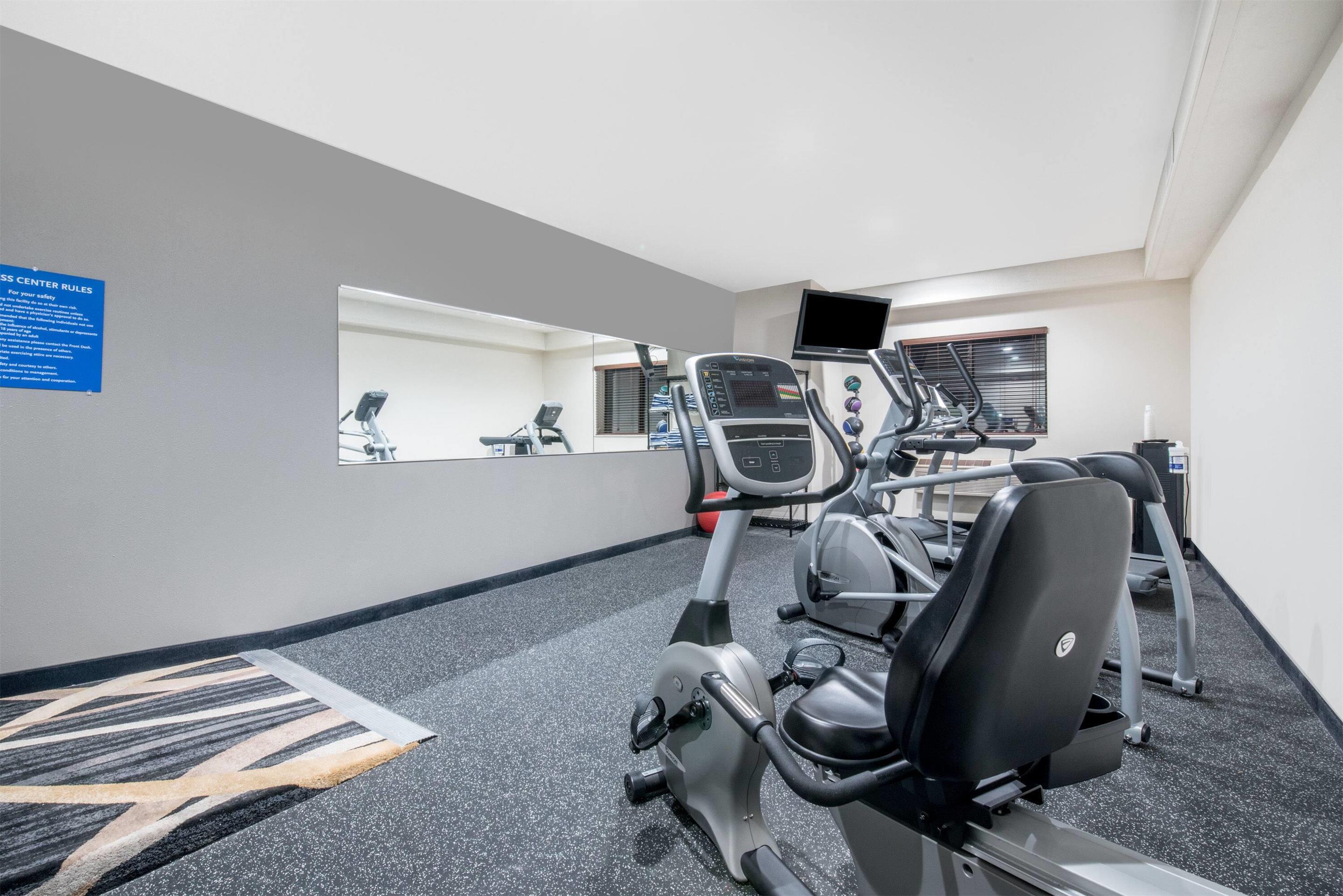 Health club fitness center gym | Days Inn by Wyndham Watertown
