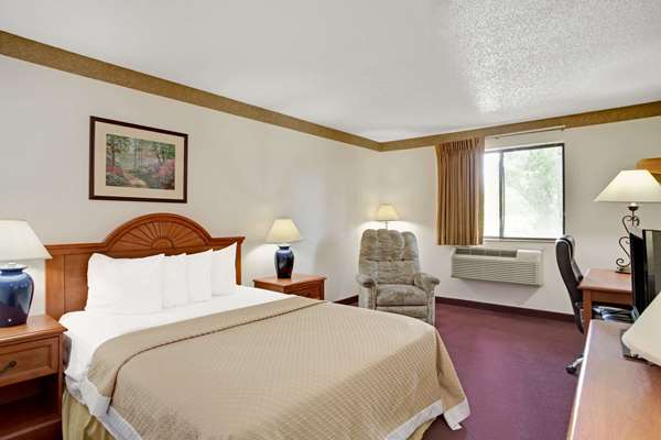  - Days Inn Clearfield - I-15, Exit 335