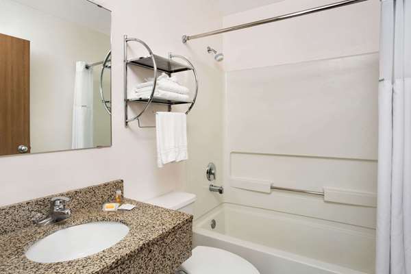  - Days Inn Clearfield - I-15, Exit 335