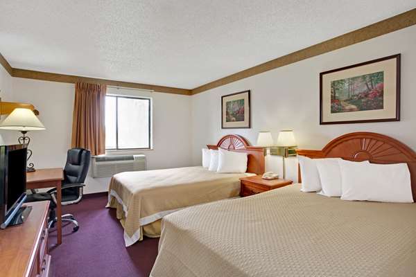  - Days Inn Clearfield - I-15, Exit 335