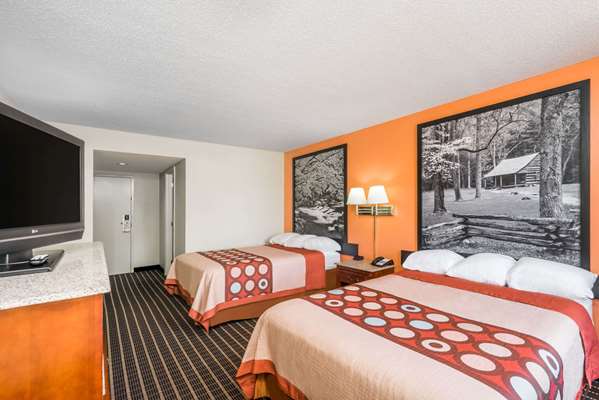  - Super 8 Hotel Dandridge - I-40, Exit 417
