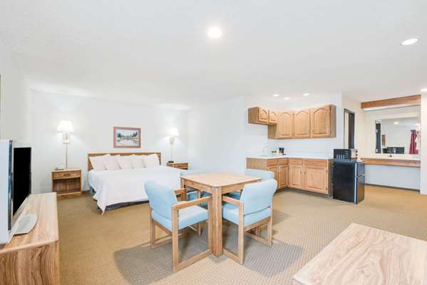 Suite - Days Inn Sturgis - I-90, Exit 30