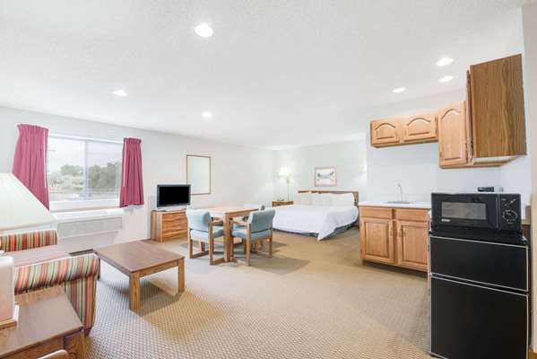 Suite - Days Inn Sturgis - I-90, Exit 30