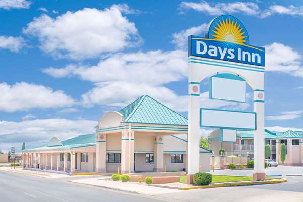 Exterior view - Days Inn Roswell
