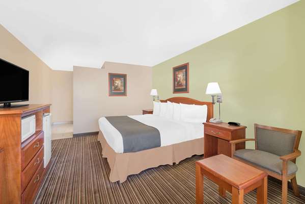  - Days Inn Roswell