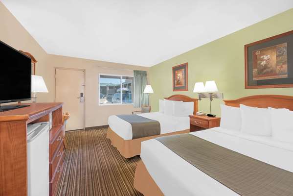  - Days Inn Roswell