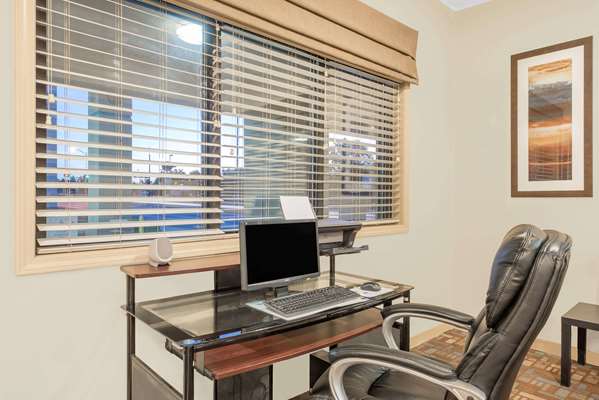 Conference Area - Days Inn Roswell