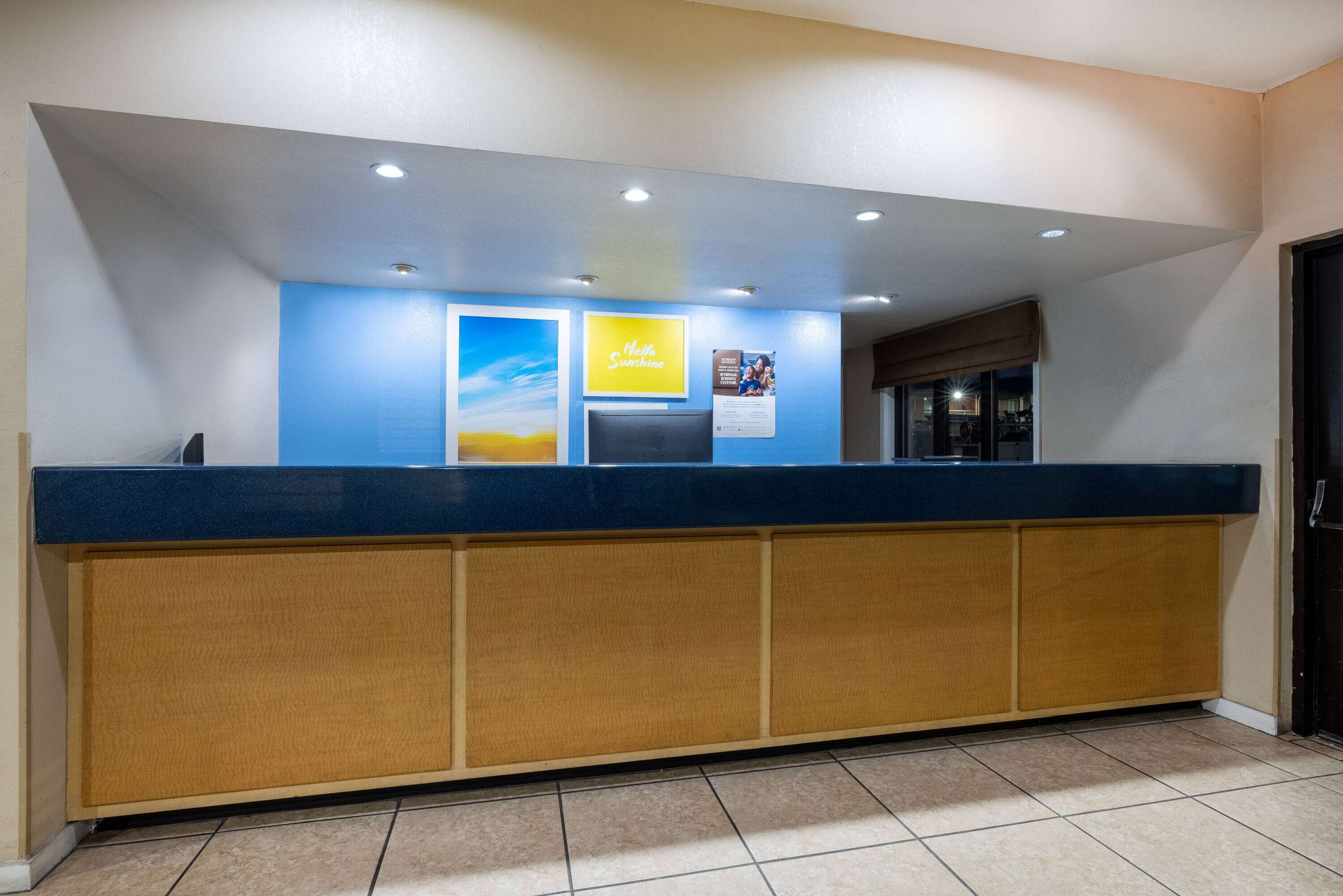 Lobby | Days Inn by Wyndham Roswell