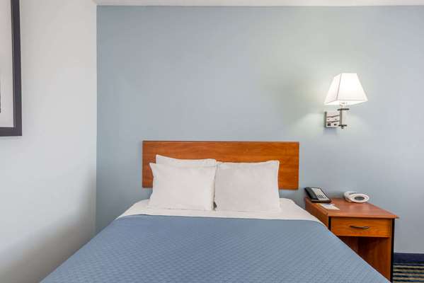  - Days Inn Las Vegas - I-25, Exit 347