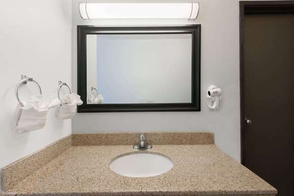  - Days Inn Las Vegas - I-25, Exit 347