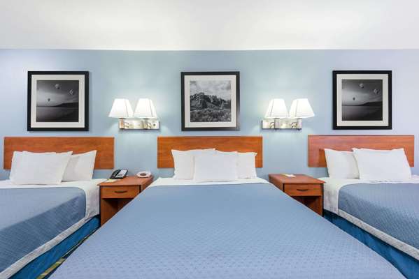  - Days Inn Las Vegas - I-25, Exit 347