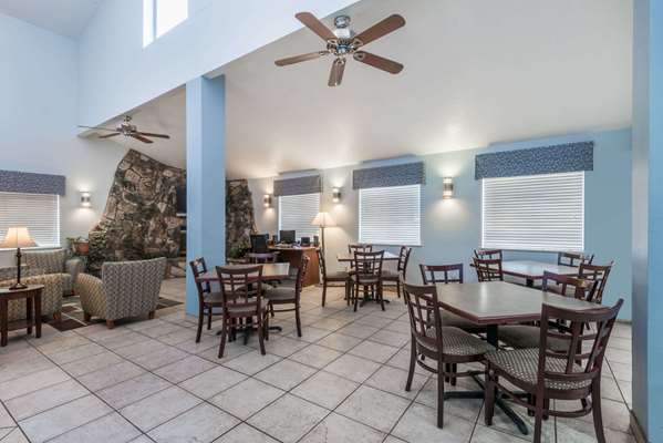  - Days Inn Las Vegas - I-25, Exit 347