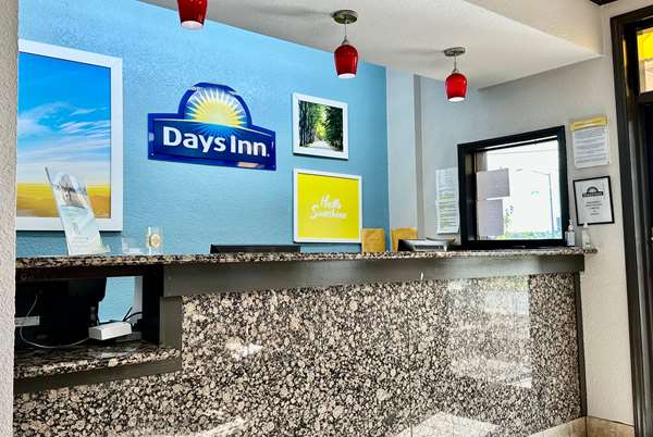  - Days Inn Northlake Charlotte - I-77, Exit 16A