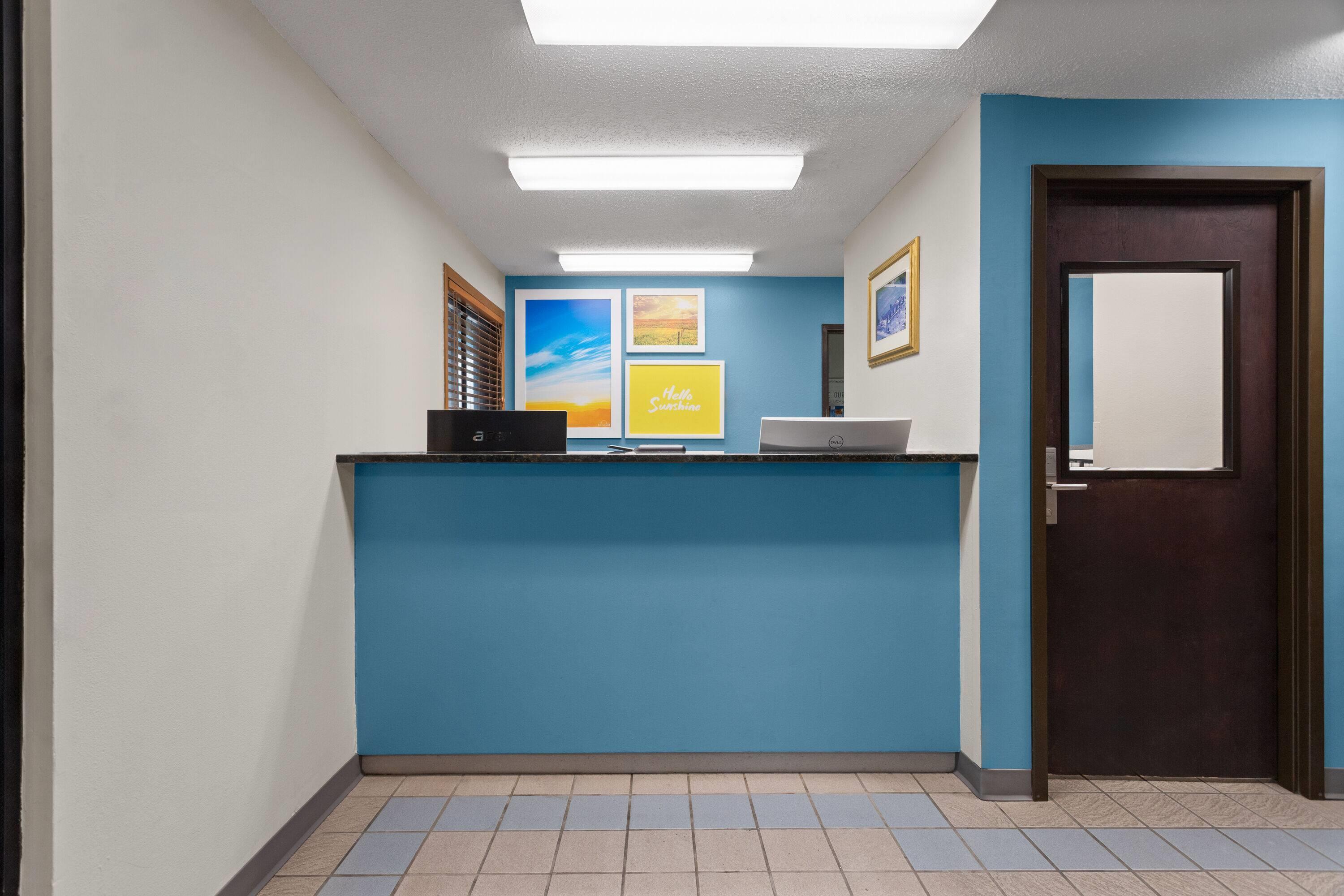 Reception | Days Inn by Wyndham Austin