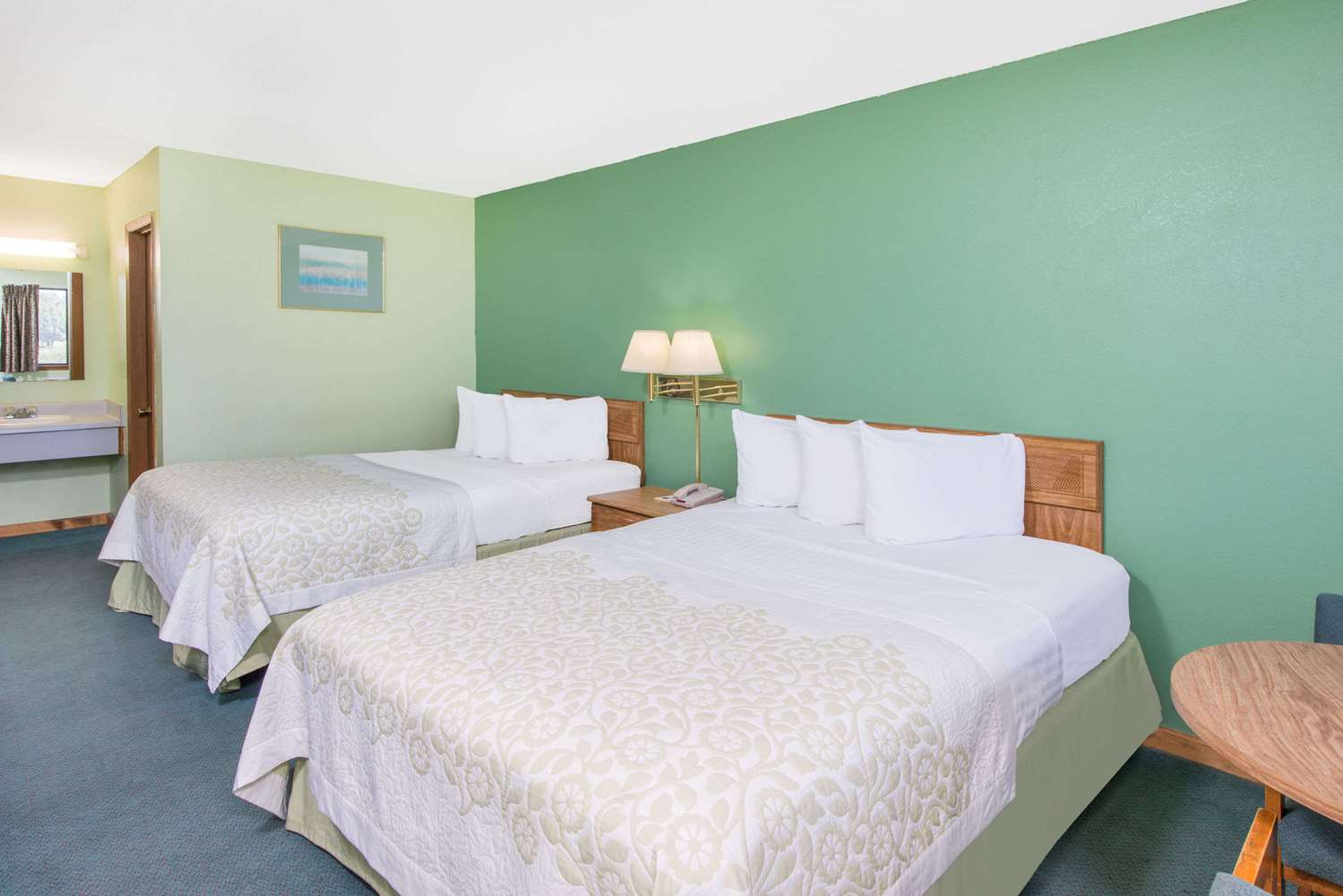 Days Inn Mountain Grove, MO See Discounts