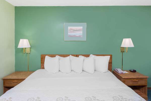  - Days Inn Mountain Grove