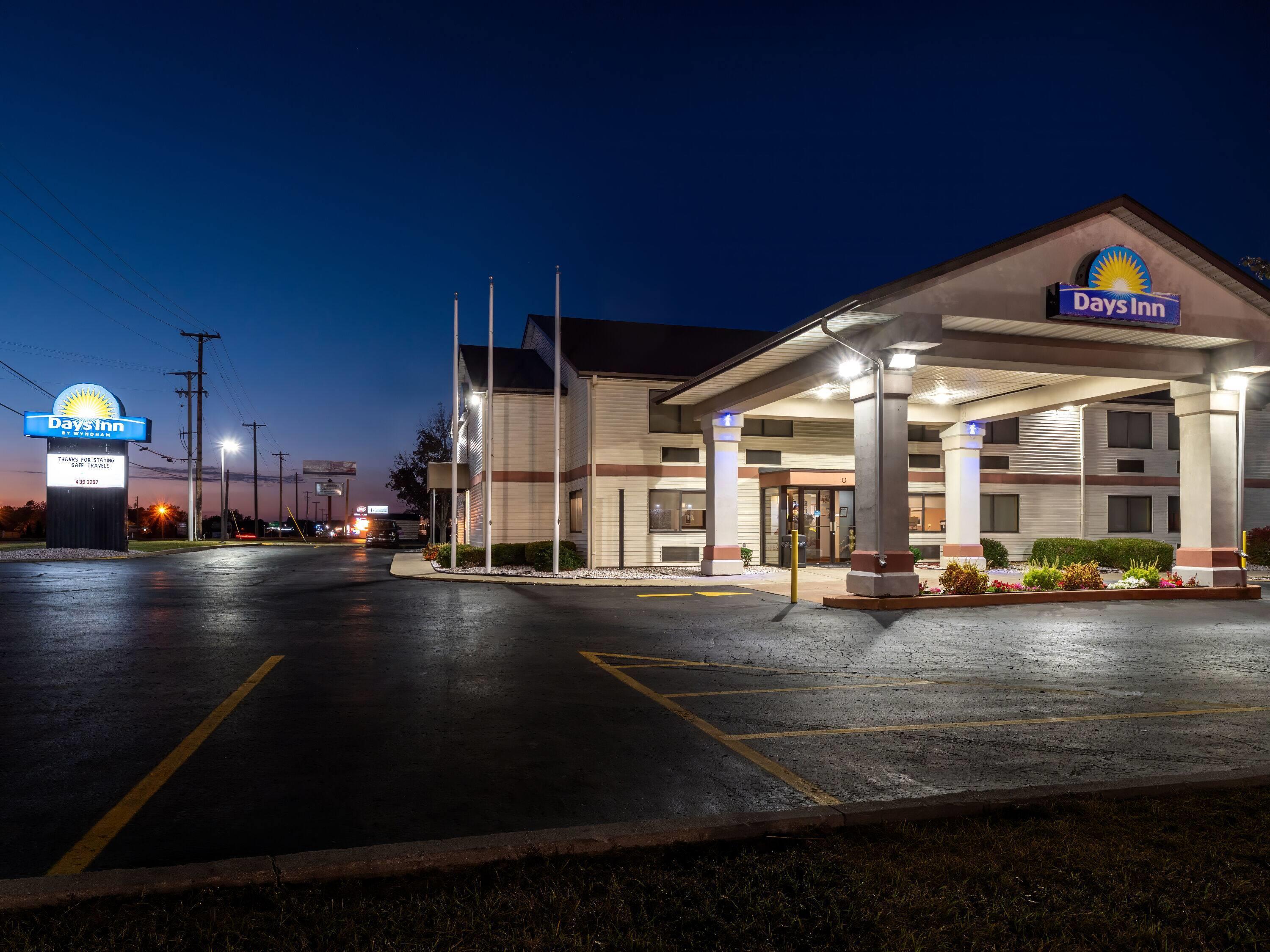 Exterior | Days Inn by Wyndham Hillsdale