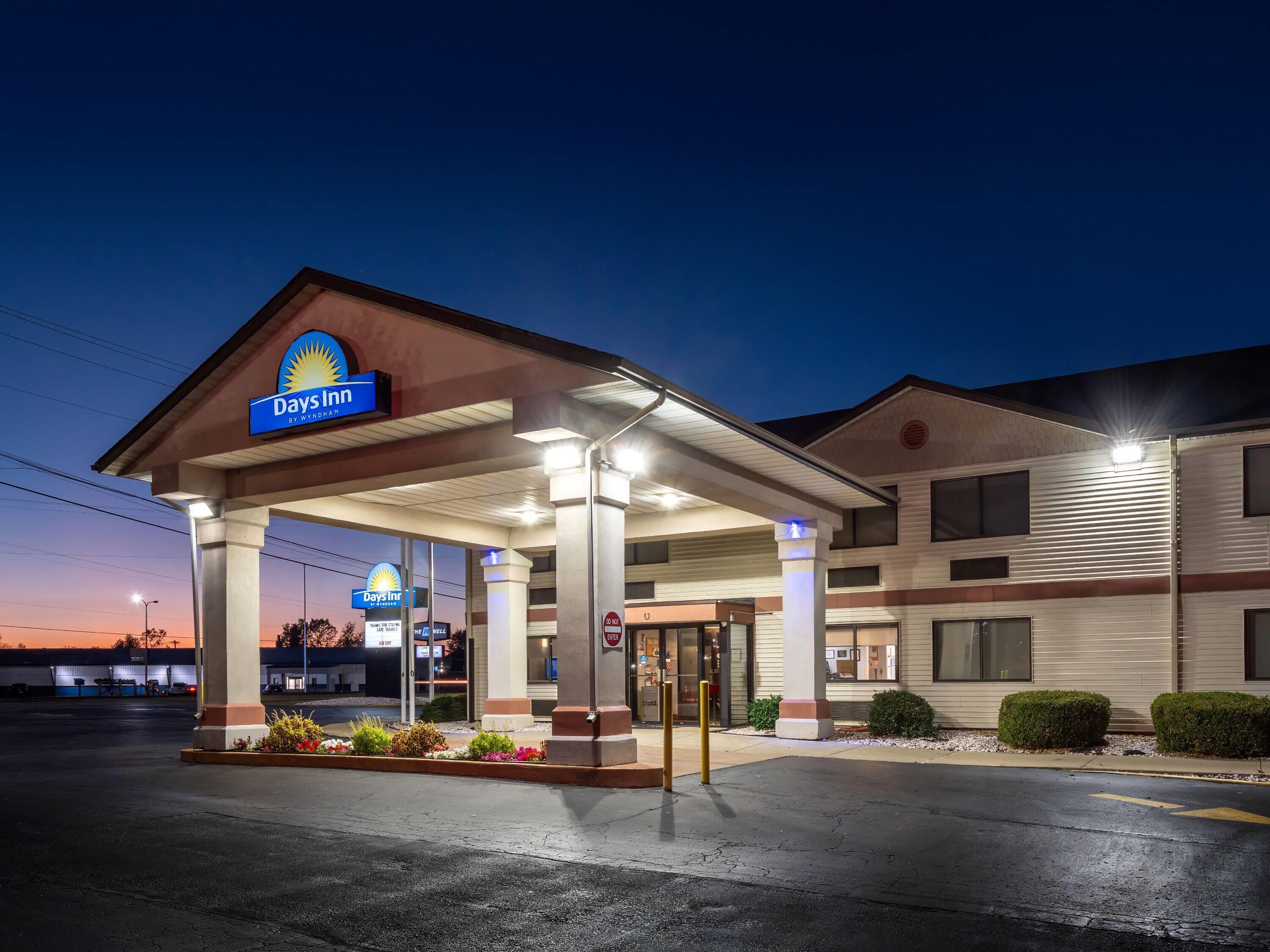 Exterior | Days Inn by Wyndham Hillsdale