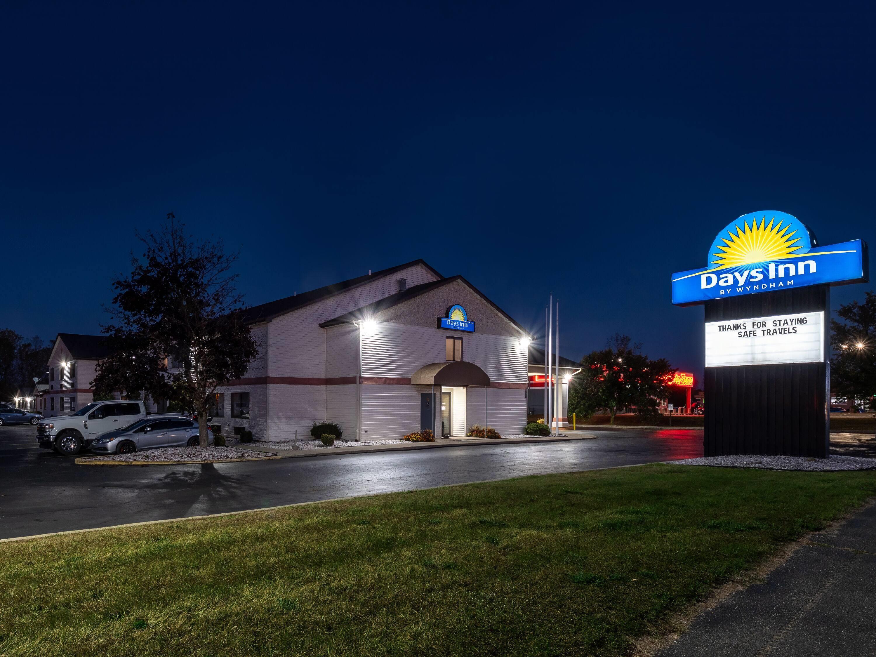Exterior | Days Inn by Wyndham Hillsdale