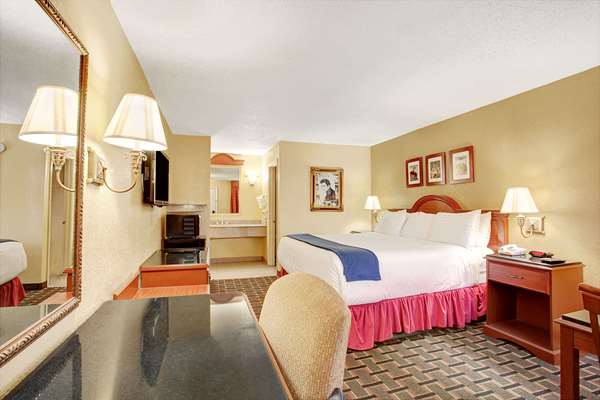  - Days Inn Graceland Memphis