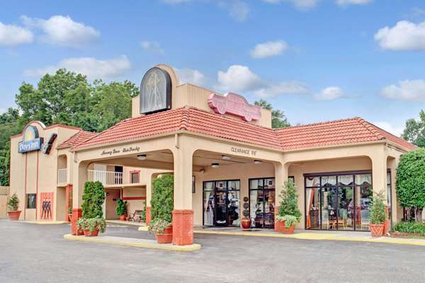 Exterior view - Days Inn Graceland Memphis
