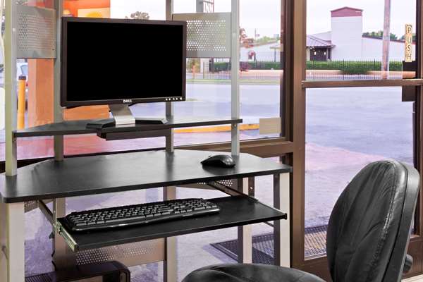 Conference Area - Days Inn Sycamore Memphis - I-40, Exit 12