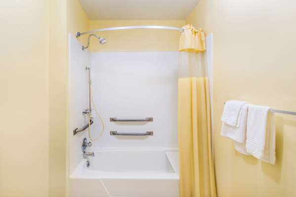  - Days Inn Statesville - I-40, Exit 151