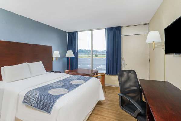  - Days Inn Statesville - I-40, Exit 151