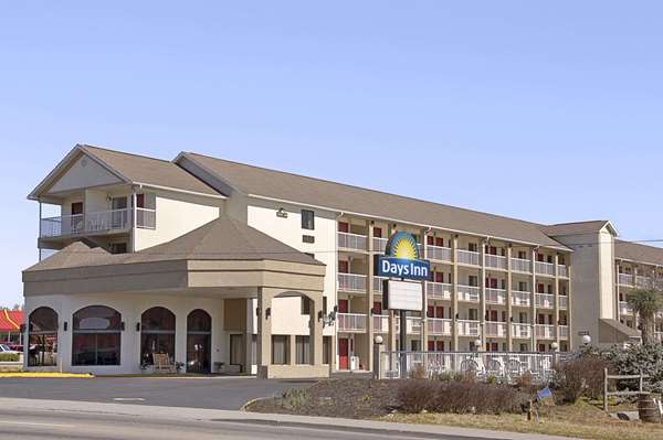 Exterior view - Days Inn Sevierville