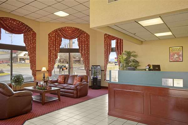  - Days Inn Sevierville