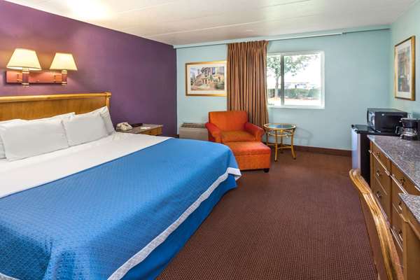  - Days Inn Portage - I-94, Exit 19