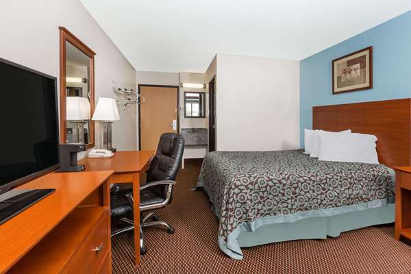  - Days Inn Ankeny - I-35, Exit 92