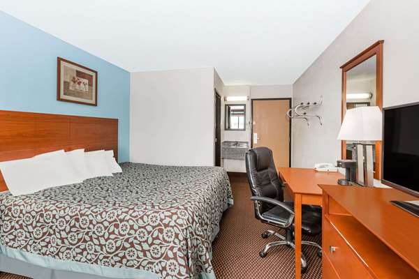  - Days Inn Ankeny - I-35, Exit 92