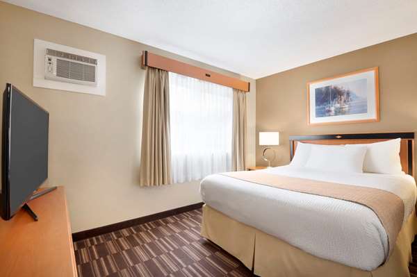  - Days Inn Harbourside Nanaimo