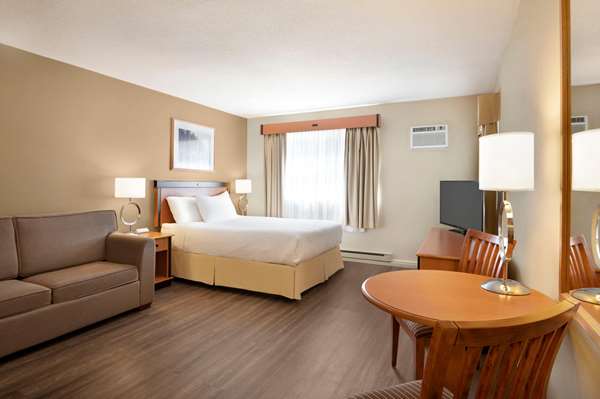  - Days Inn Harbourside Nanaimo