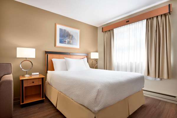  - Days Inn Harbourside Nanaimo
