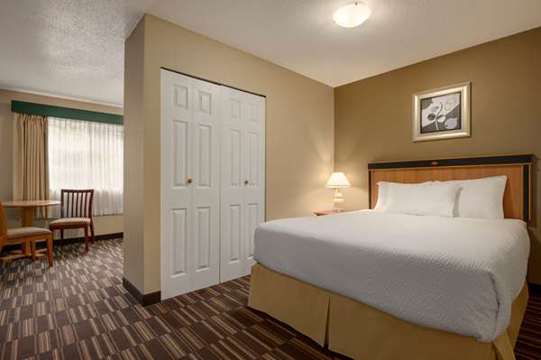  - Days Inn Harbourside Nanaimo