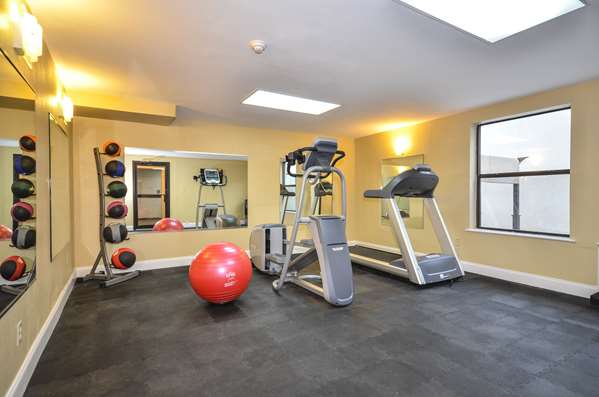 Fitness/ Exercise Room - Days Inn South Tulsa